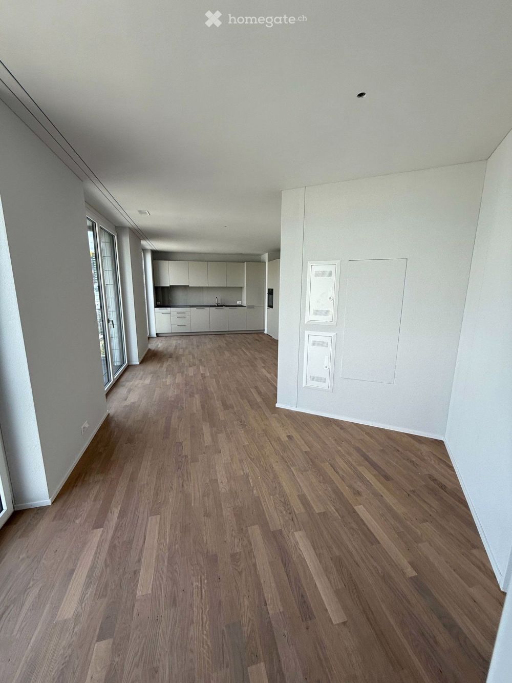 Erstbezug 2.5-Zimmer-Wohnung mit Aussicht - Bild 3