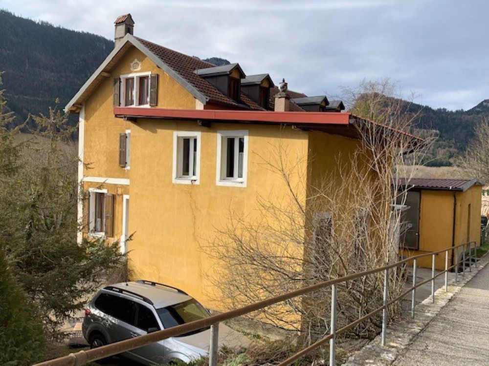 Neue 3,5-Zimmer-Wohnung mit Garten in Vallorbe - Bild 1