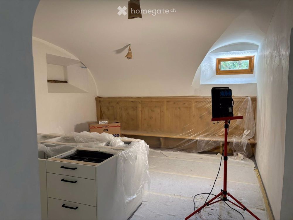 Moderne 5.5-Zimmer-Neubau-Wohnung in La Punt-Chamues-ch - Bild 2