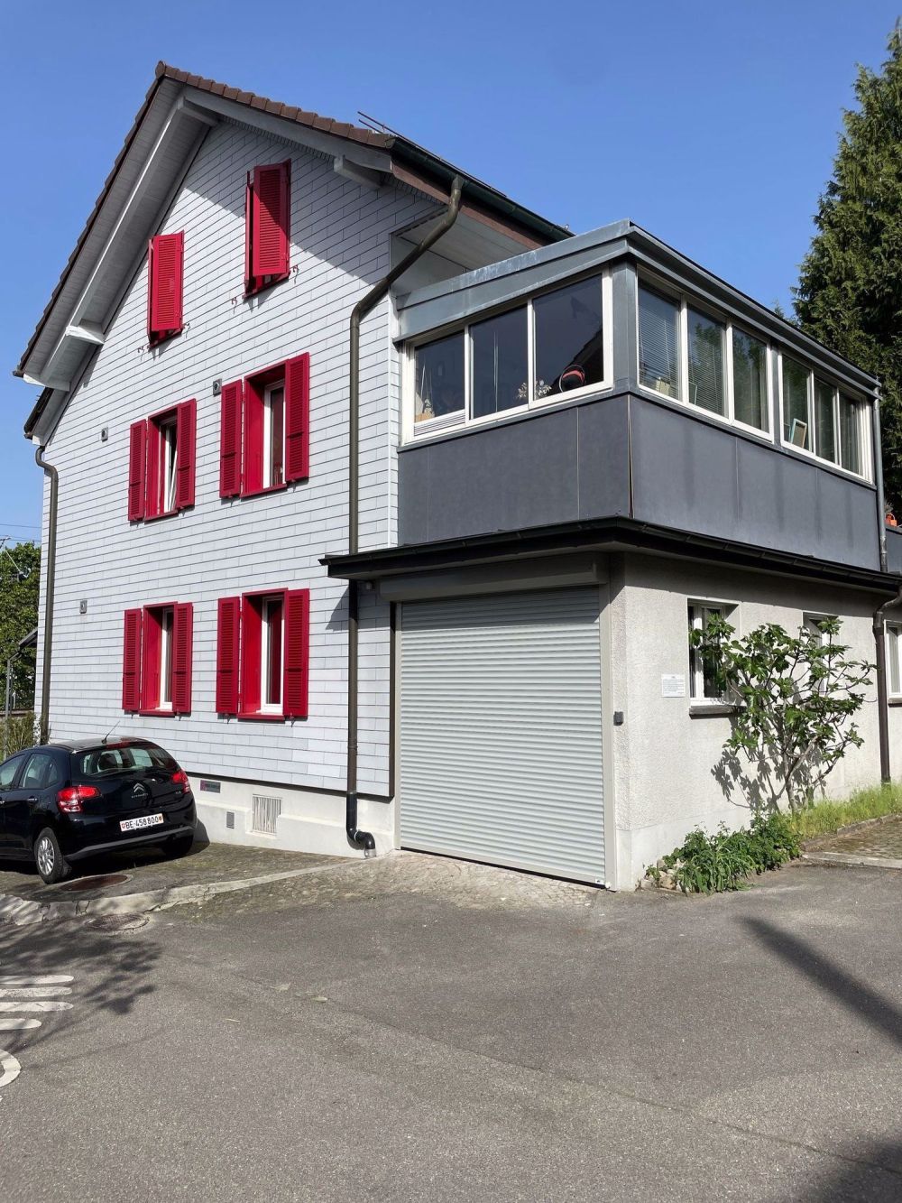 *Erstvermietung einer exklusiven 2.5-Zimmerwohnung inkl. Garage* - Bild 1
