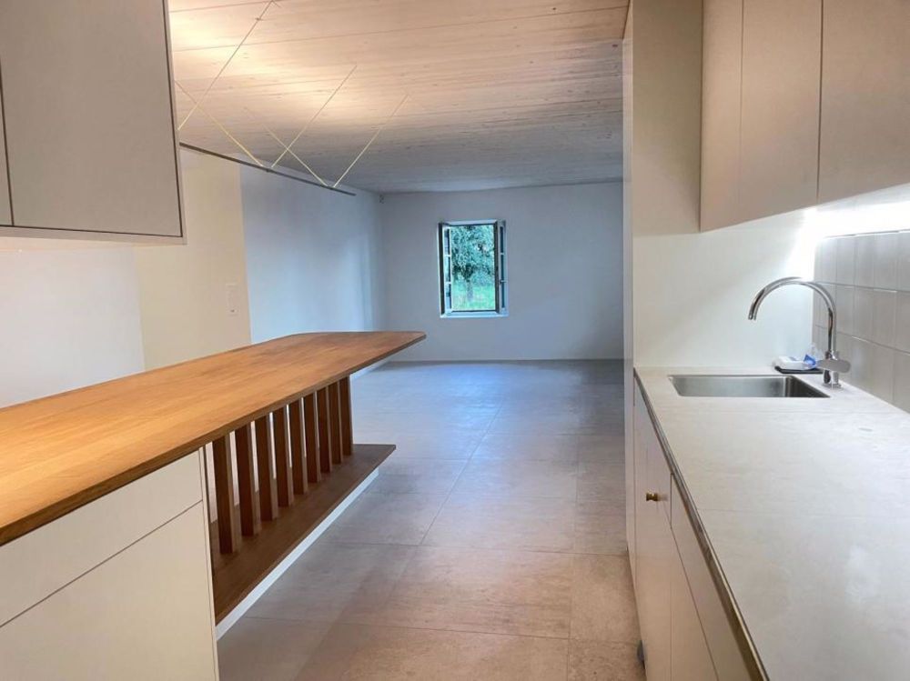 Neue 4.5-Zimmer-Wohnung, 5 Minuten zu Fuß vom See entfernt - Bild 2