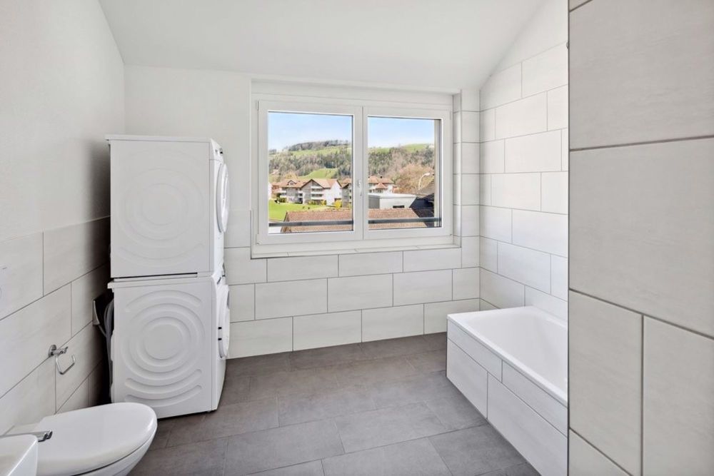 EXKLUSIVE 5.5 ZIMMER WOHNUNG MIT GROSSER DACHTERRASSE - Bild 6
