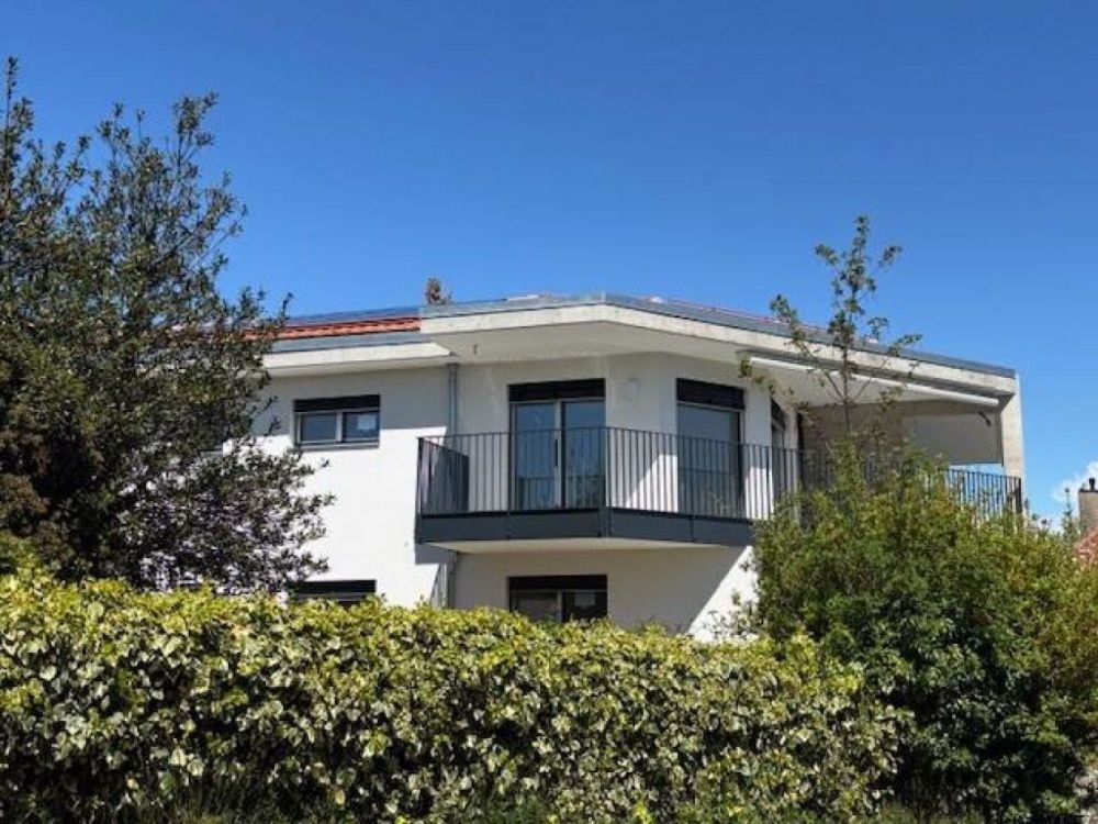 Appartement de 4,5 pièces au rez-de-chaussée - Bild 1