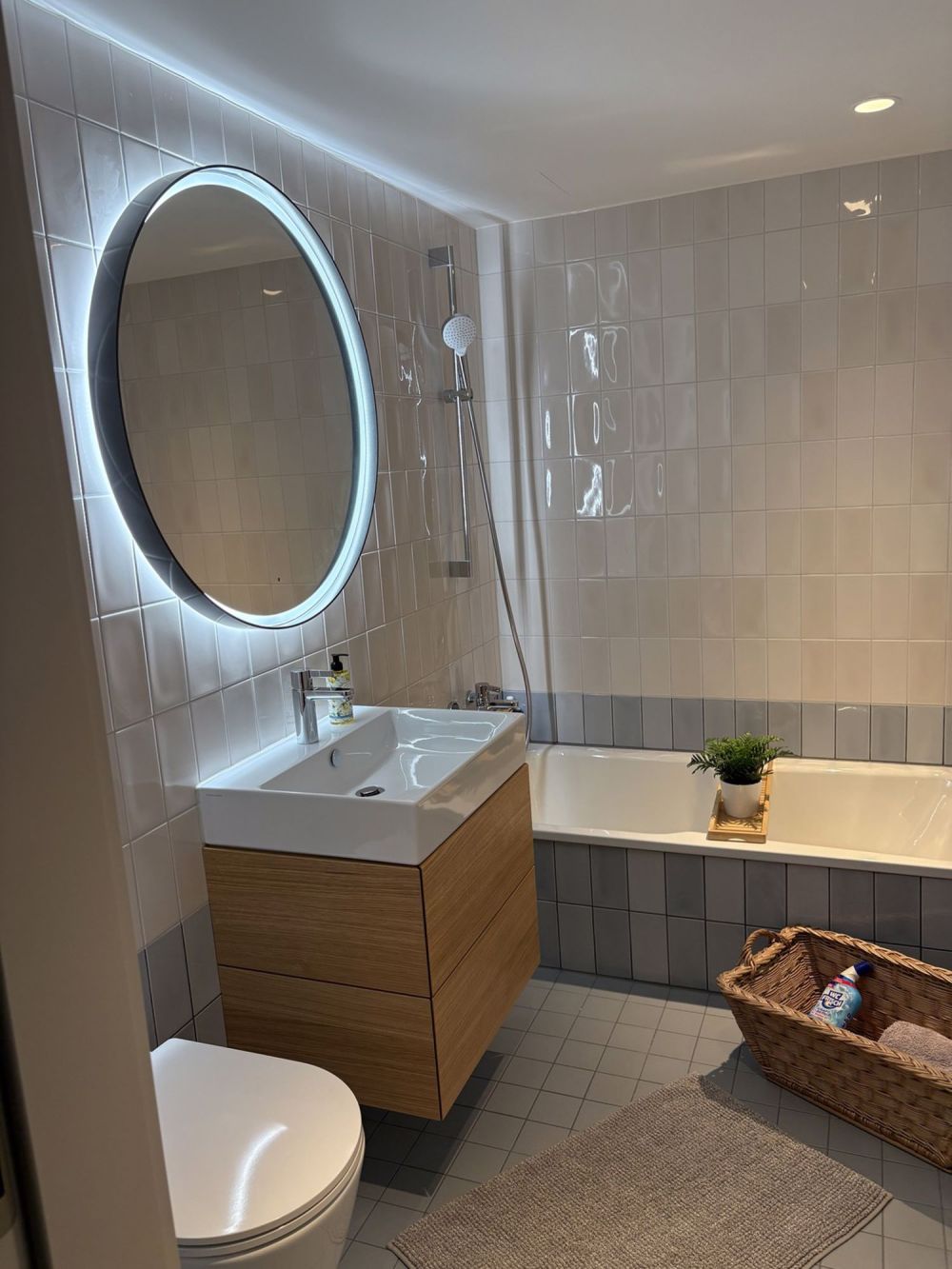 Wunderschöne, komplett sanierte 3,5 Zimmer Wohnung - Bild 7