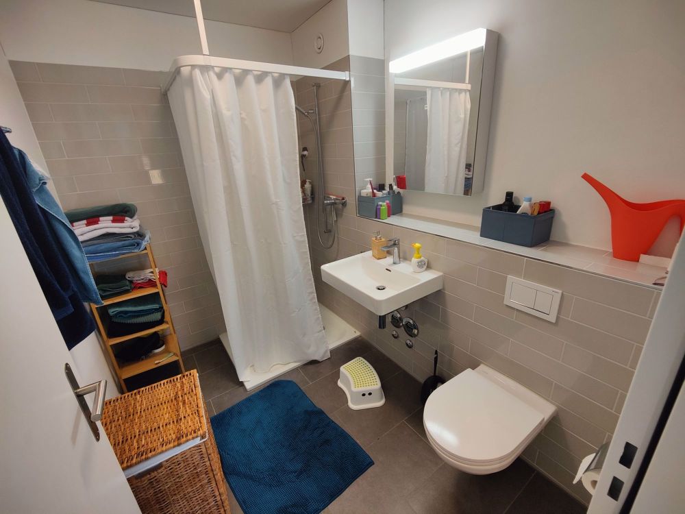 Grosszügige, helle und preiswerte 4.5 Zimmer Familienwohnung im Neubau im Zentrum von Regensdorf - Bild 8