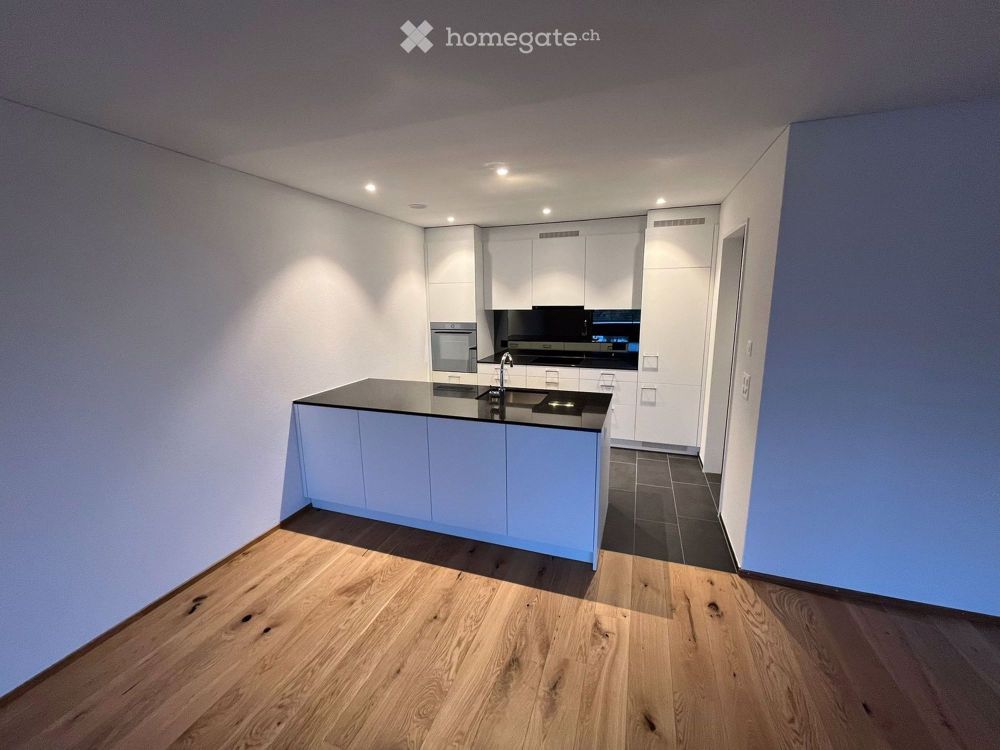 Modernes Zuhause mit Top Grundriss und 29m2 Balkon in Sins - Bild 1