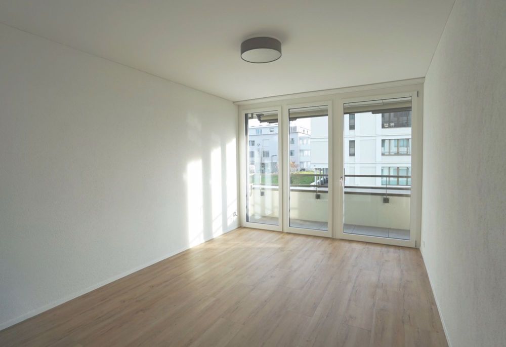 Moderne 2.5-Zimmerwohnung mit Balkon - Bild 4