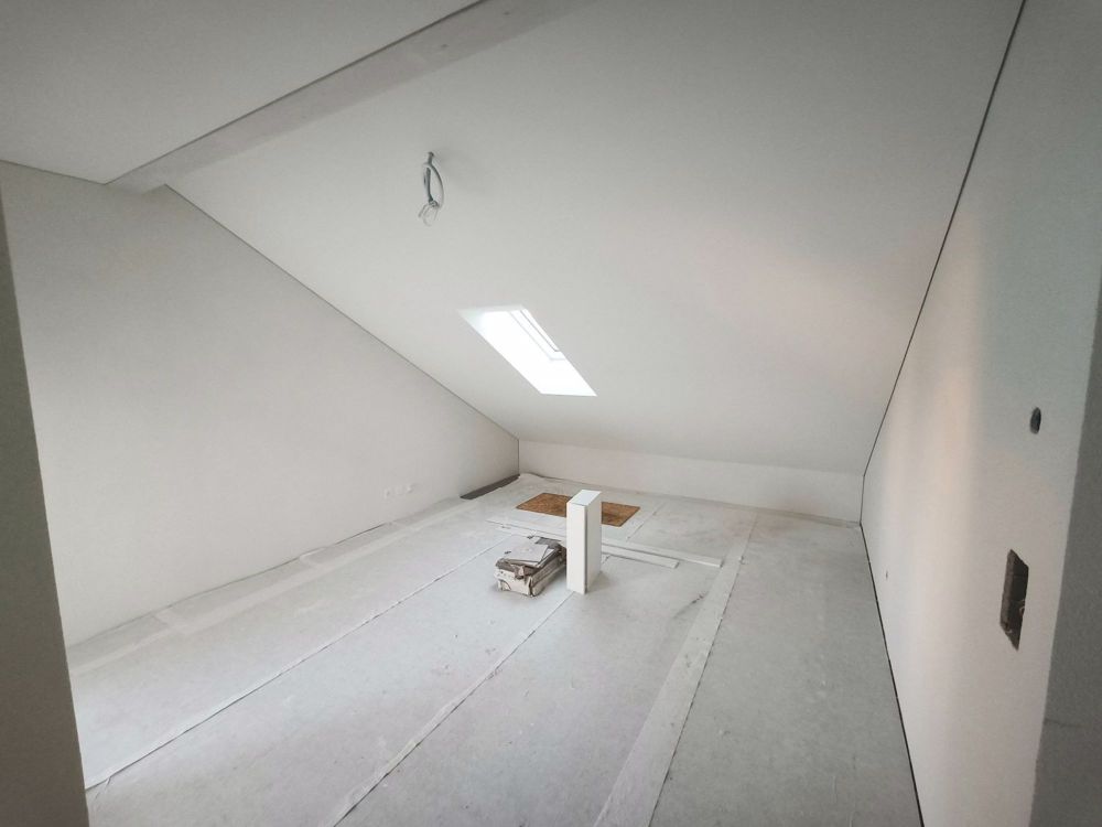 Charmantes Neubau-Dachgeschosswohnung mit 2 Zimmern - Bild 2