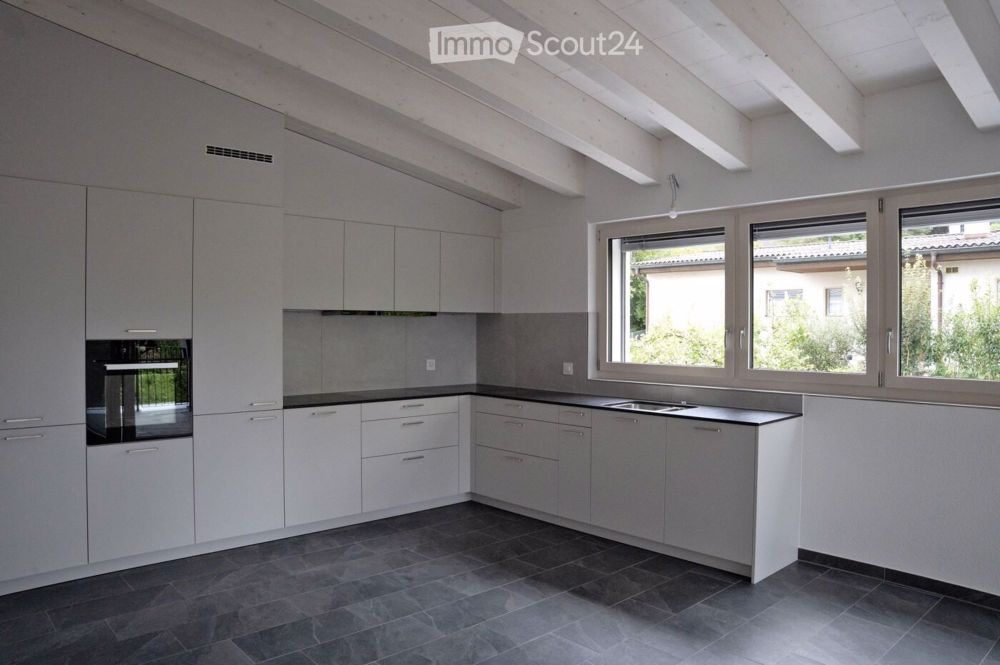 Neue 3.5-Zimmer-Wohnung, mit Charme, im 1. Stock in neuer Bauweise in Rossemaison - Bild 3