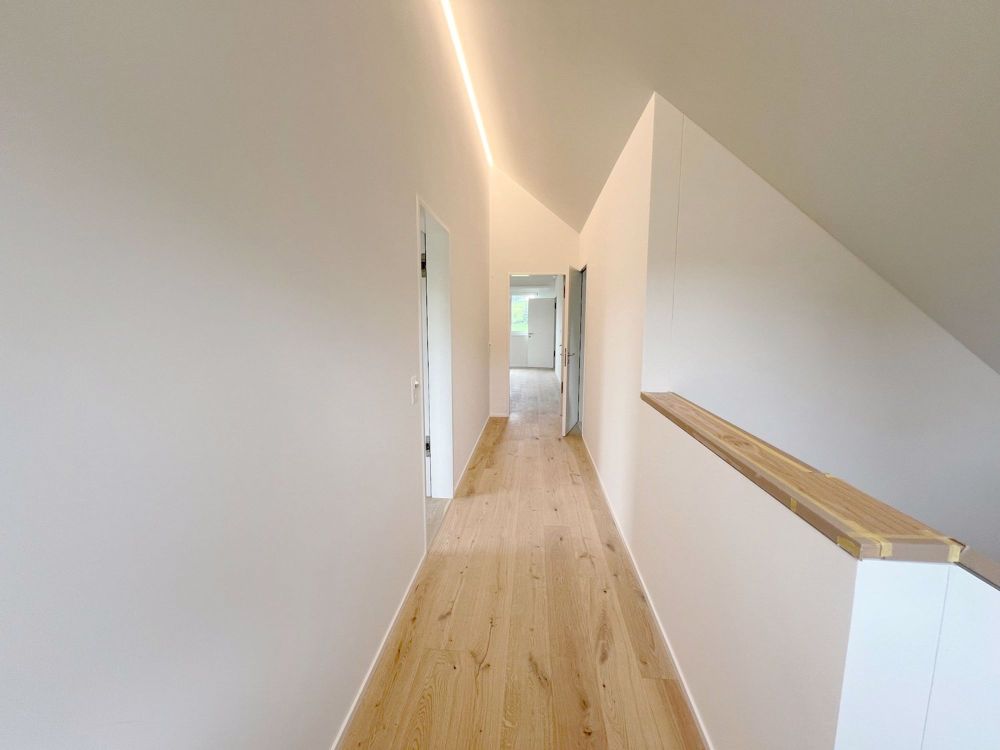 Moderne Neubau-Wohnung an malerischer Lage im Grünen - Bild 7