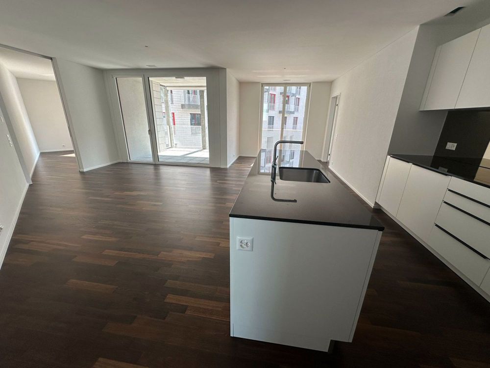 Erstbezug! Moderne, helle Wohnung mit Balkon, ruhig, zentral und top angebunden - Bild 7