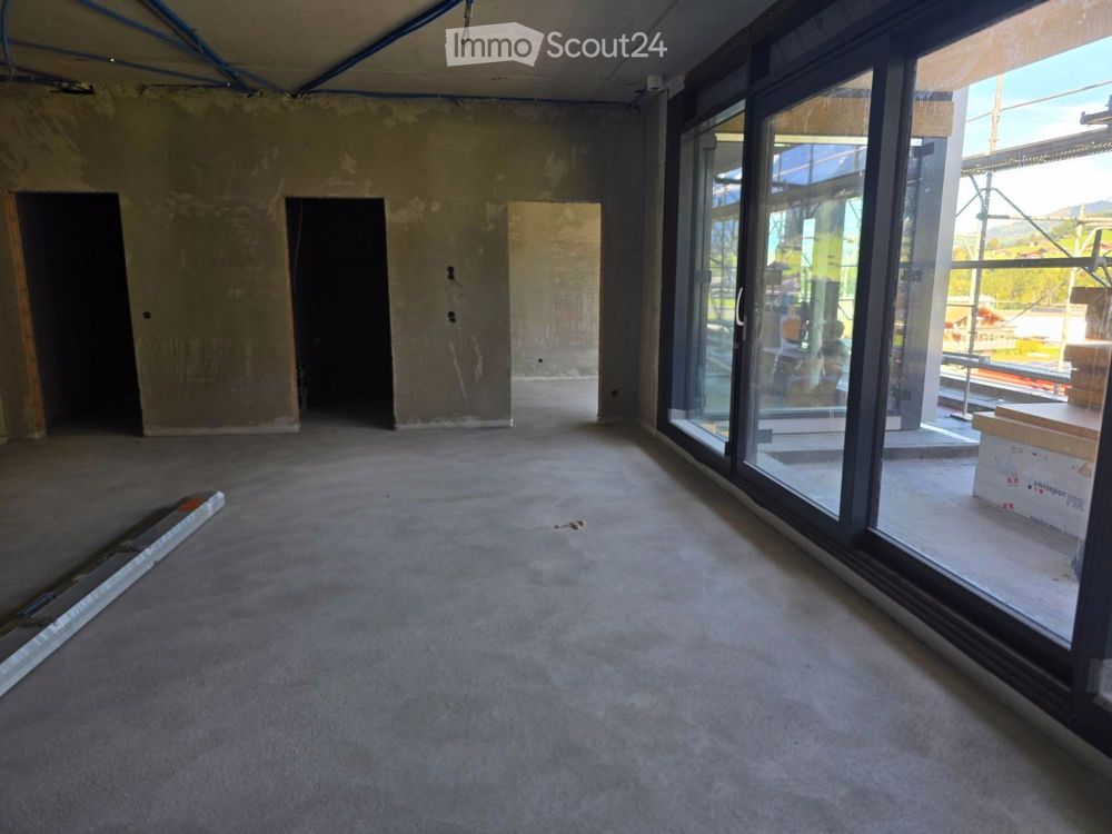 Moderne 2.5-Zimmer-Dachwohnung mit Bergblick in Frutigen - Bild 2