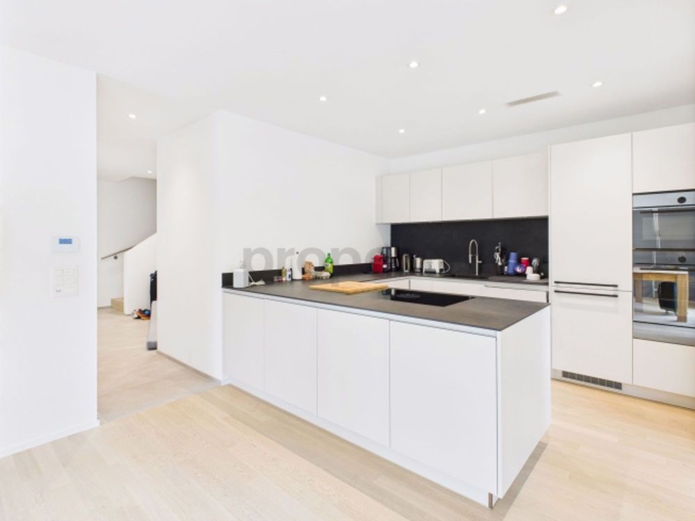 Modernes und nachhaltiges Reihenhaus mit Weitsicht in Horgen - Bild 6