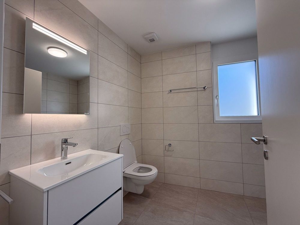 C01- Wohnung 2 Zimmer hell mit Balkon in St-Pierre-de-Clages - Bild 6