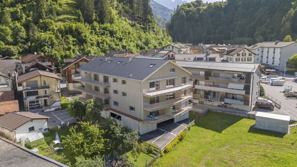 Exklusive 4.5 Zimmerwohnung mit Galerie im Neubau "Mühlbach" - Bild 1