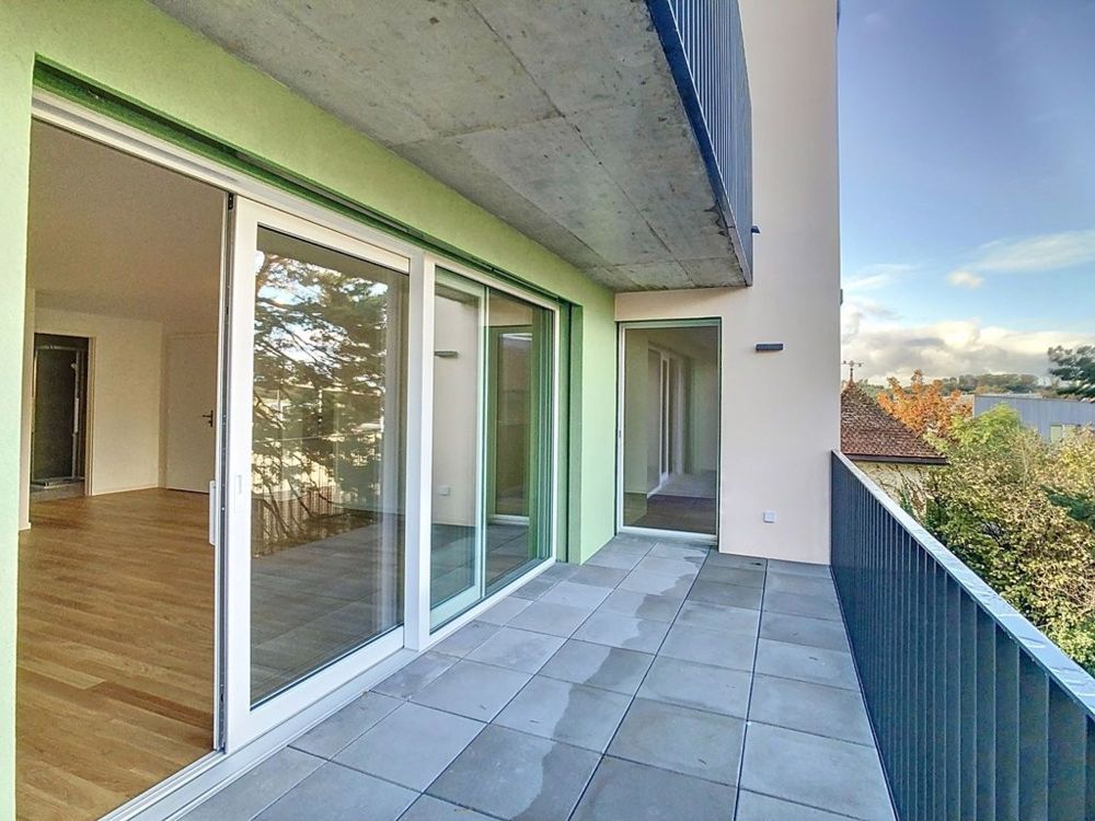 Zu ergreifen! Prächtige Wohnung in Bussigny! - Balcon.jpg