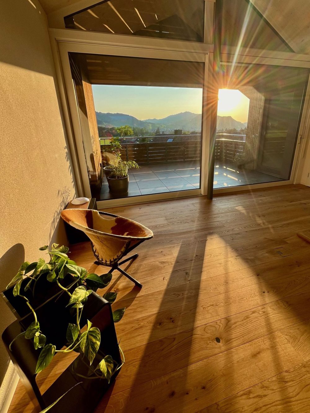 Dachwohnung im hochwertigen Eigentumsstandard - Bild 3