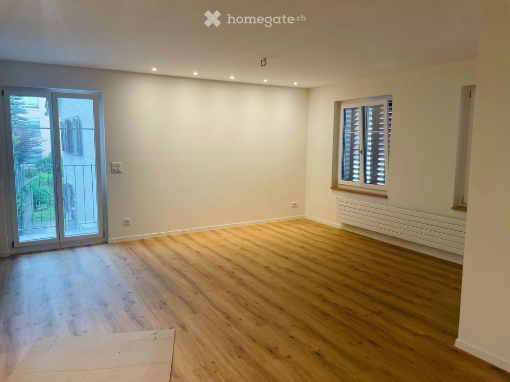 Charmante 3.5-Zimmer-Wohnung in Kaltbrunn mit Balkon - Bild 2