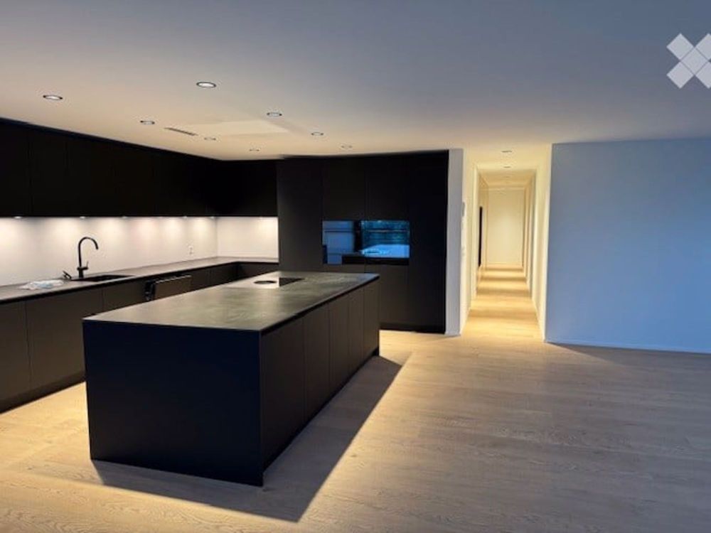 Neubau-Wohnung mit 172m2 Wohnfläche und zwei grossen Bastelräumen/Kellern - Bild 6