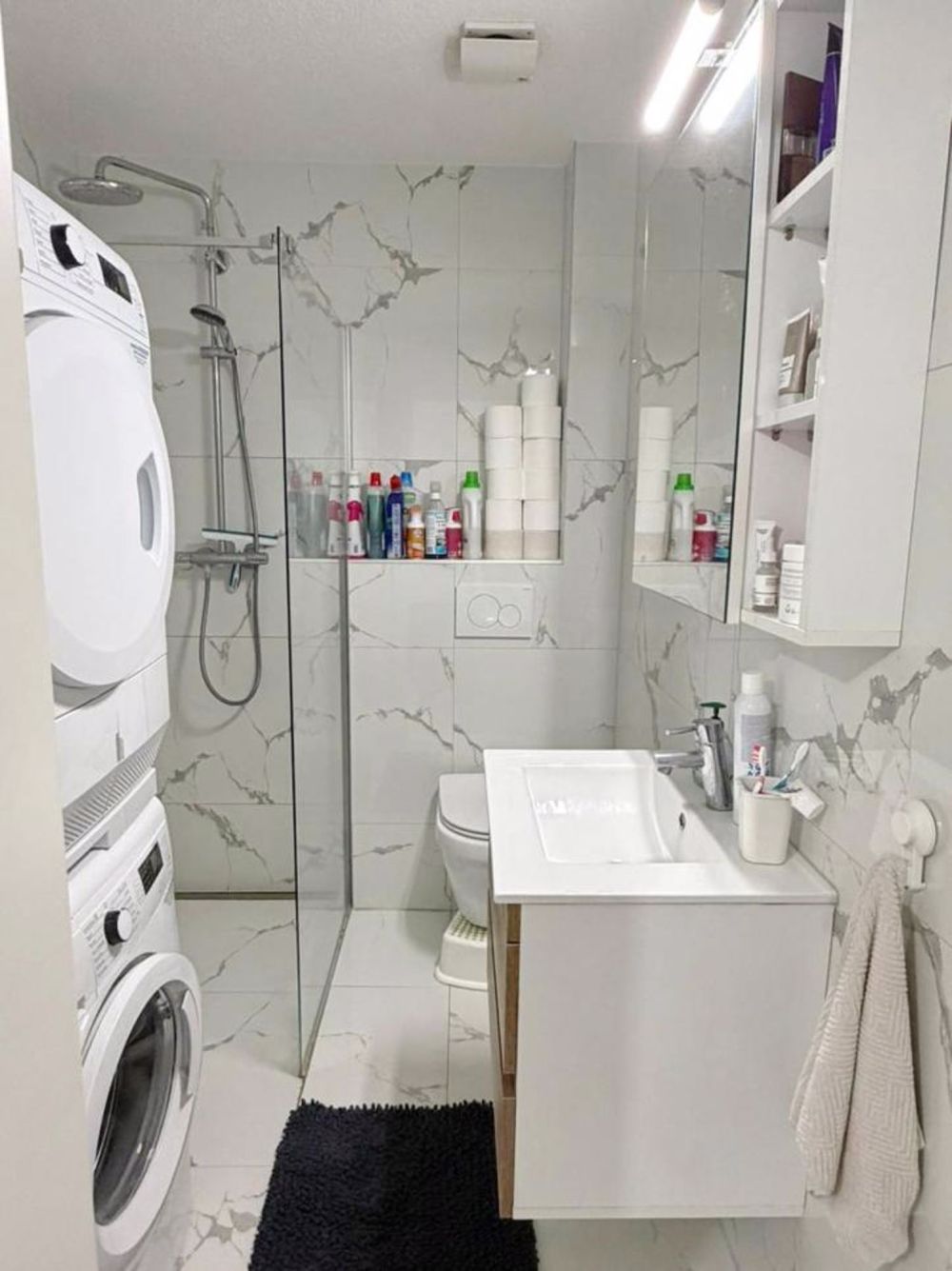 Wohnung mit 1.5 Zimmern im 1. Stock - Bild 5