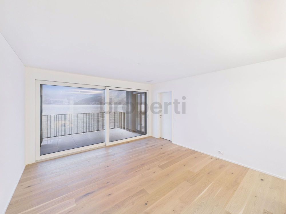 Traumhafte 4.5-Zimmer-Wohnung mit Seeblick in Beckenried - Image 1