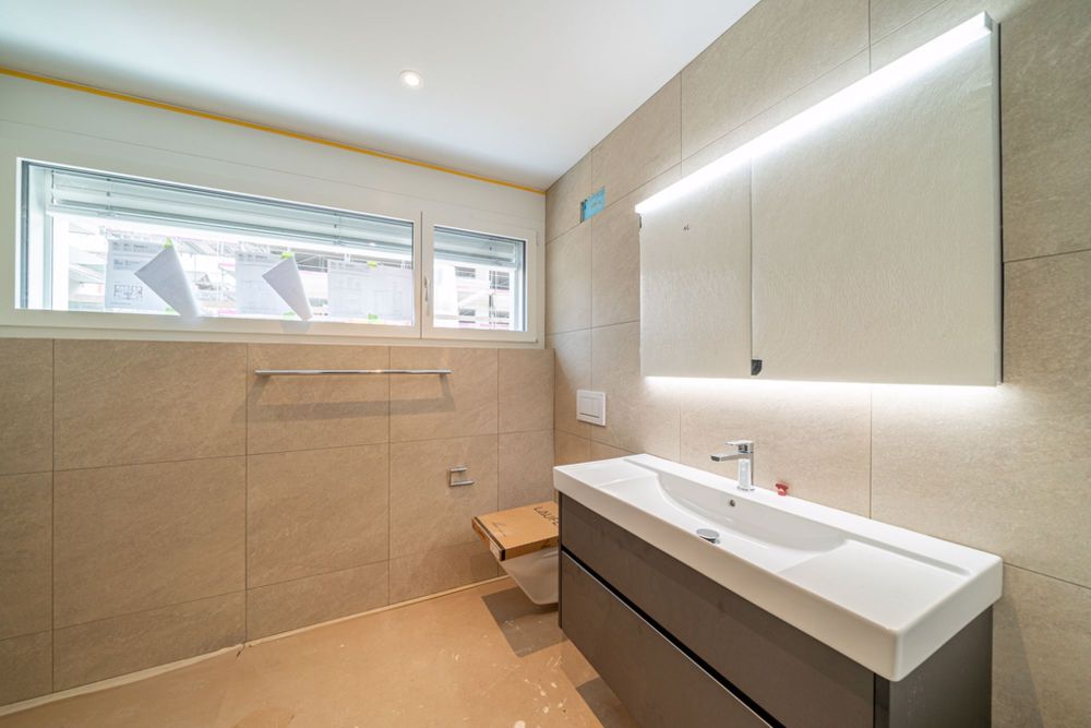 Erstbezug in Eigentumsstandard - 4.5 Zimmer zum Verlieben - Badezimmer