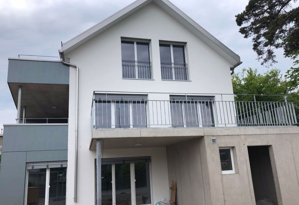 Neubauwohnung mit 2 Terrassen in Dreifamilienhaus - Bild 2