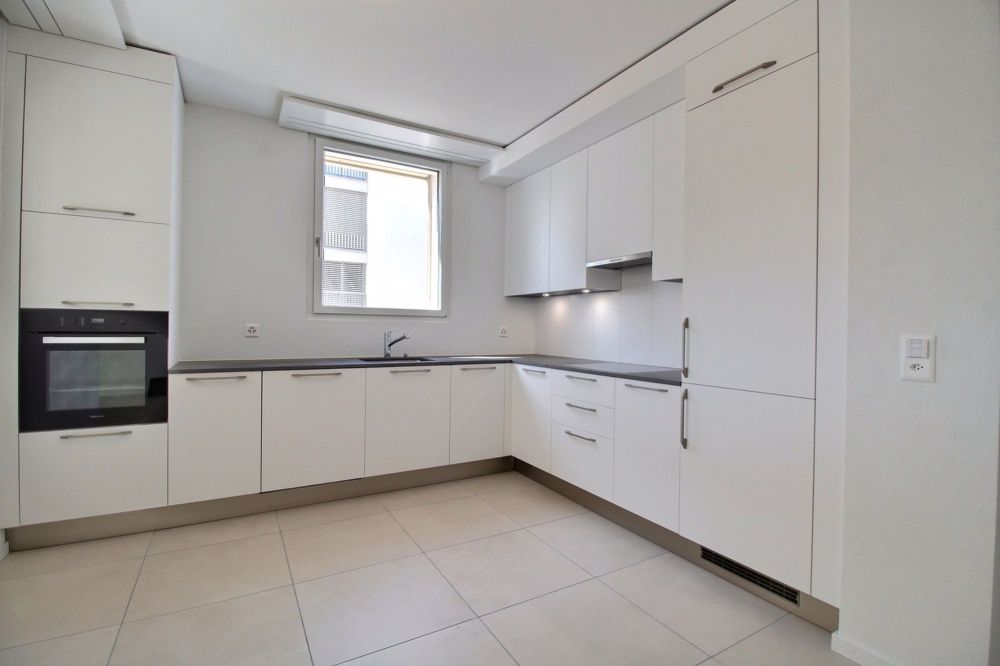 Prächtige 4.5-Zimmer-Wohnung zur Miete in Marly - Cuisine