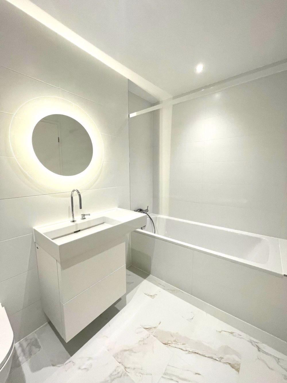 Schönes, völlig neues 2,5-Zimmer-Apartment im 2. Stock - Bild 8