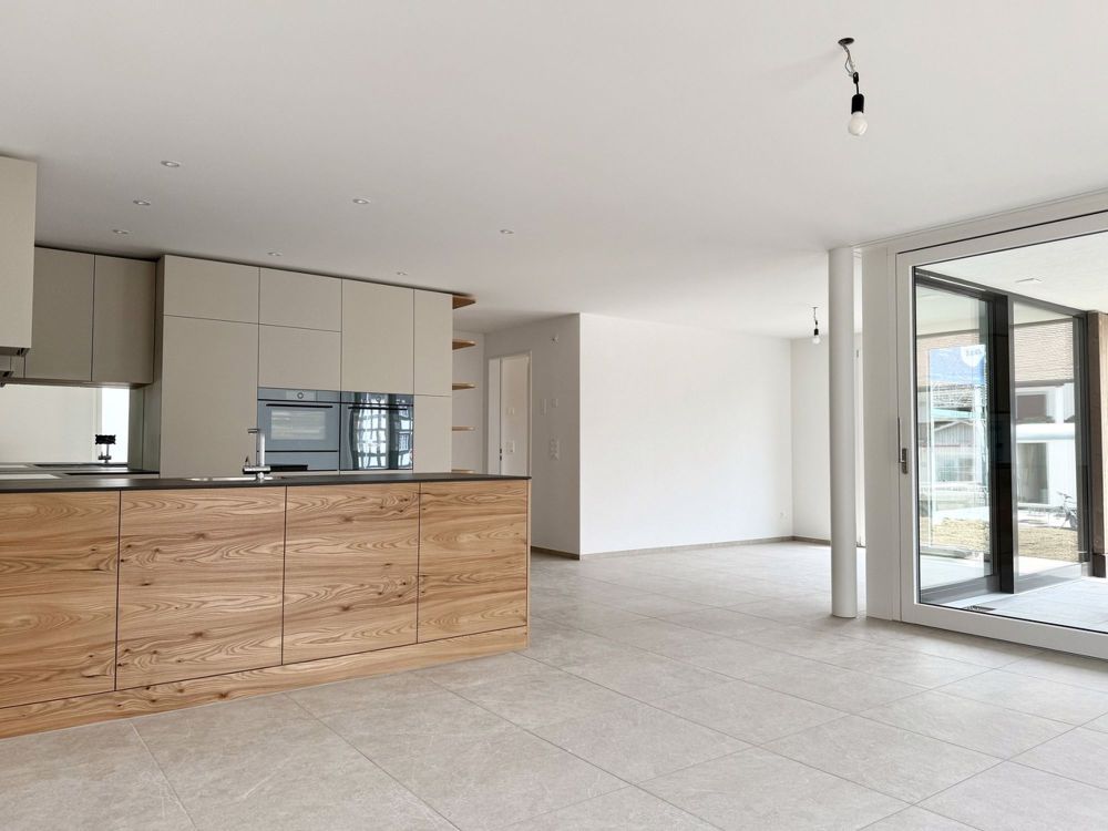 4.5-Zimmer Erstvermietung mit Garten - exklusiv & modern - Wohnen/Essen