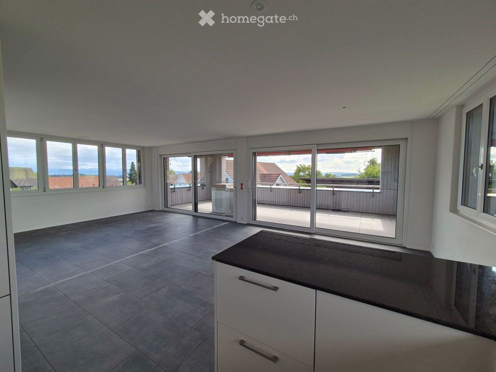 Erstvermietung, attraktive, ruhige Wohnung im Grünen mit grossem Balkon und Fernsicht - Bild 3