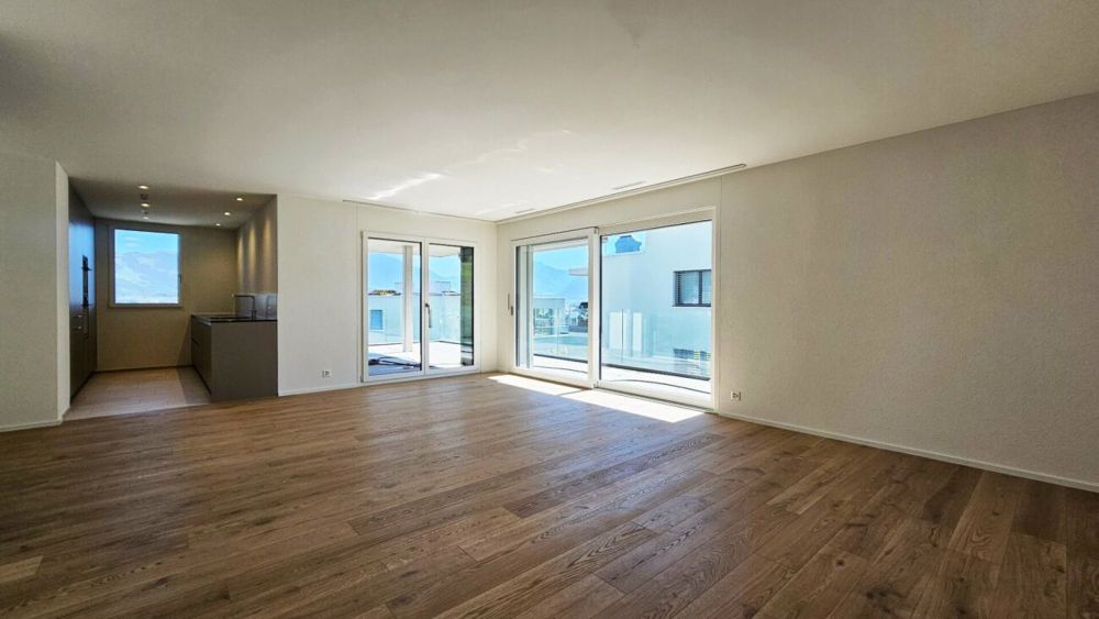 Moderne 4.5-Zi.-Wohnung mit hohem Ausbaustandard in ruhigem Wohnquartier - Bild 1
