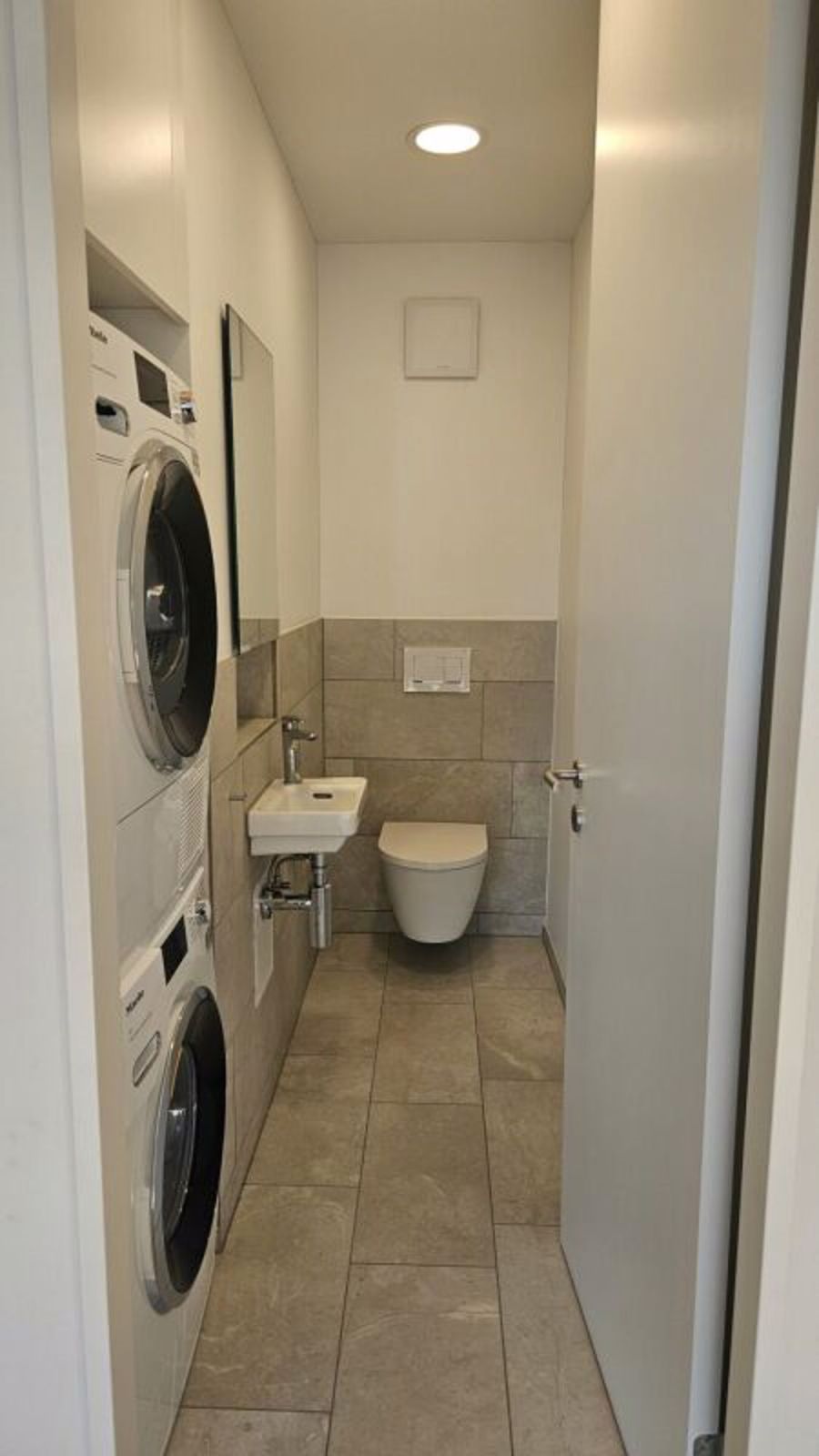 Neuwertige 3.5-Zimmerwohnung im 2.OG - Bild 6