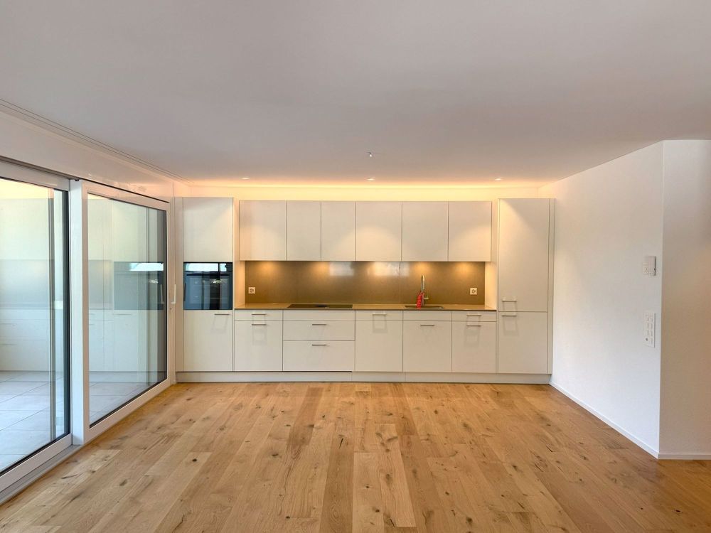 Exklusive 3.5-Zimmer Wohnung in Schaffhausen mit Terrasse - Bild 4
