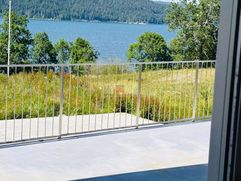 7 Apartments in Les Bioux - 4.5 rooms of 120m2 with a view of the lake - Bild 2