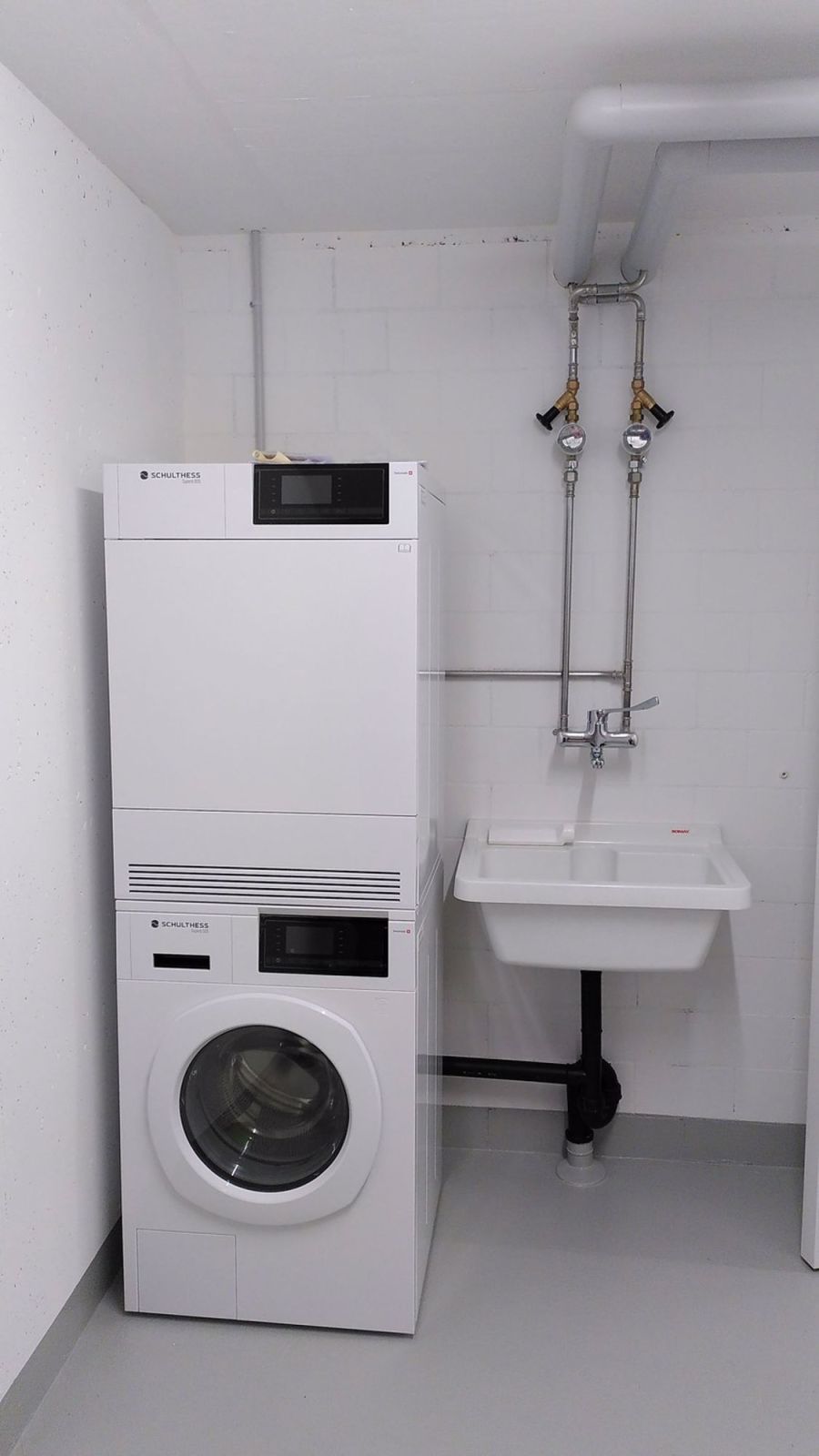 4 1/2 Zimmer Loggia-Wohnung - eigene Waschküche