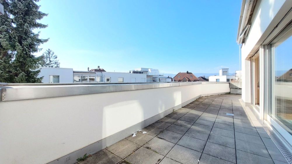 Erstvermietung im Herzen von Lyss - Terrasse