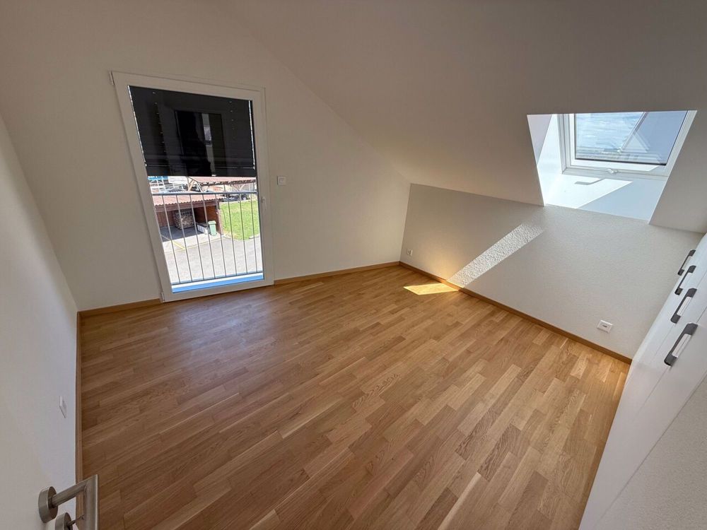 Wohnung mit 3,5 Zimmern im 2. Stock in Mathod zur Miete - Bild 1