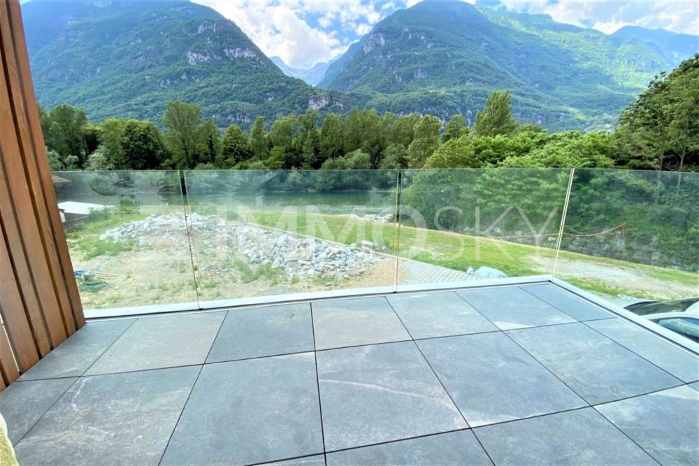 Etagenwohnung | 6705, Cresciano - Terrazza con spettacolare vista fiume