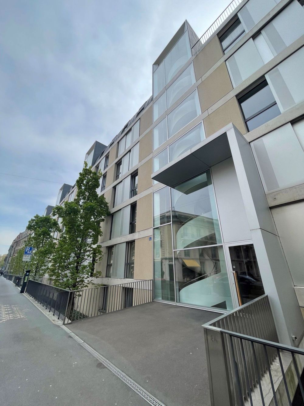 Réf - BS8-B-06.13 - Immeuble