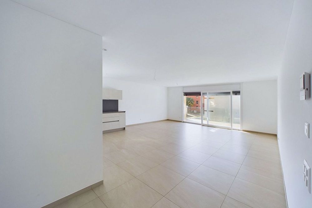 Moderno appartamento a reddito di 3½ locali in ottima posizione - Bild 2