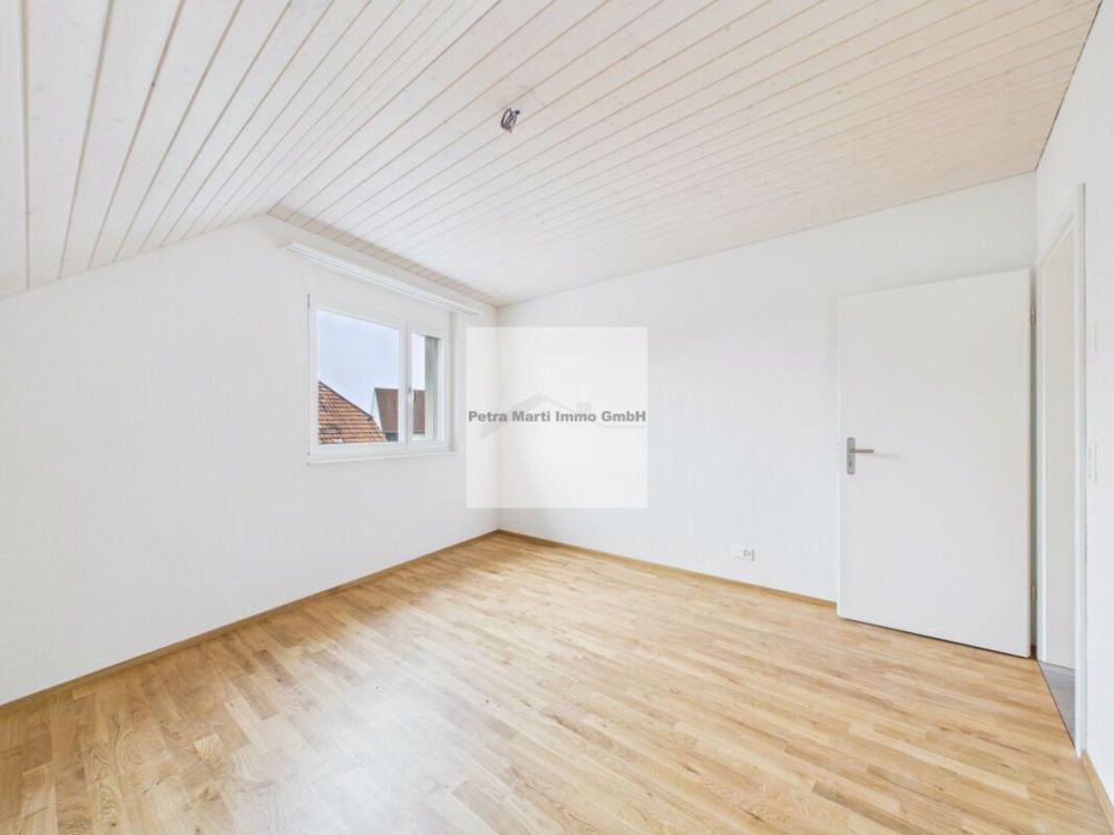 3.5-Zimmer-Dachwohnung - Bild 11