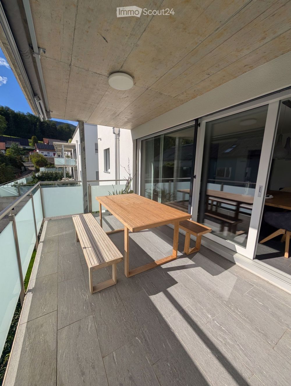 Moderne 4.5-Zimmer-Wohnung mit Balkon in Niederbipp - Bild 1
