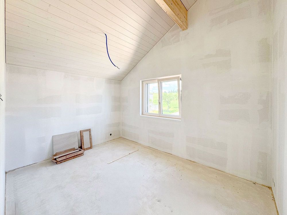 Neue 2.5-Zimmer-Wohnung, Balkon mit herrlicher Aussicht auf den See und die Alpen - Chambre