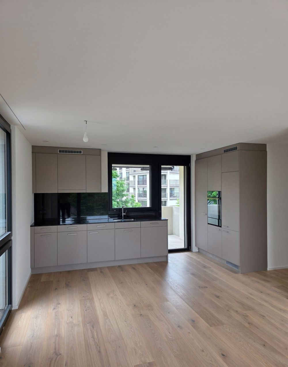 Exklusive 6.5-Zimmer-Neubauwohnung in Thalwil ? Modern & Stilvoll - 20250604_122014(1)