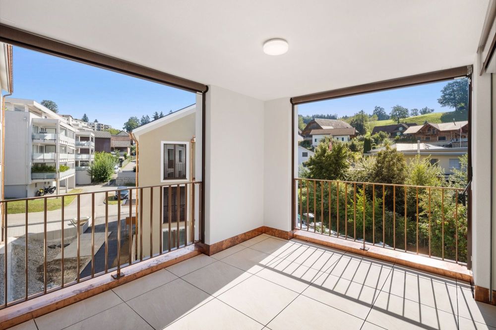 Hochmoderne 3.5-Zimmerwohnung mit Balkon im Erstbezug - Balkon