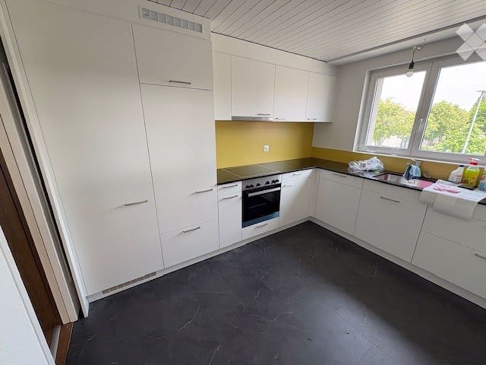 Moderne 3½-Zimmerwohnung mit grossem Balkon – frisch renoviert! - Bild 4