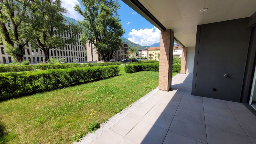 PRIMA LOCAZIONE, 3.5 locali ottime finiture, giardini privato - Bild 1