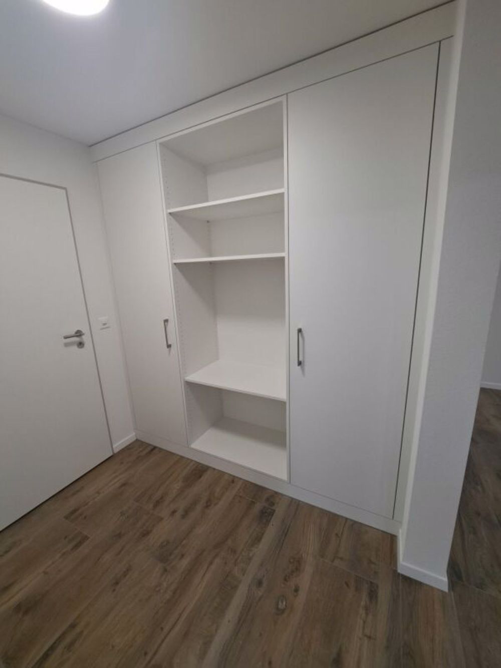Zweitvermietung: moderne & grosszügige 2.5 Zi-Wohnung mit Balkon - Bild 8
