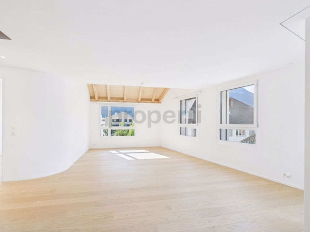 Traumhafte 4.5-Zimmer-Maisonettewohnung in Domat/Ems - Bild 10
